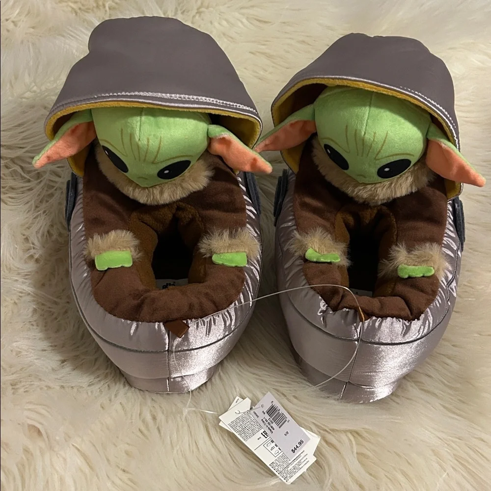 NEW! Gap Kids Star Wars Grogu Slippers Size 3/4